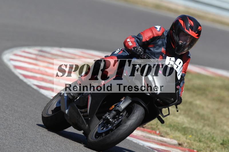 Archiv-2022/54 13.08.2022 Plüss Moto Sport ADR/Einsteiger/696